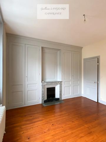 À vendre Oyonnax Centre (01100) – Demeure bourgeoise de caractère - 124 m2 - 250 m2 de terrain