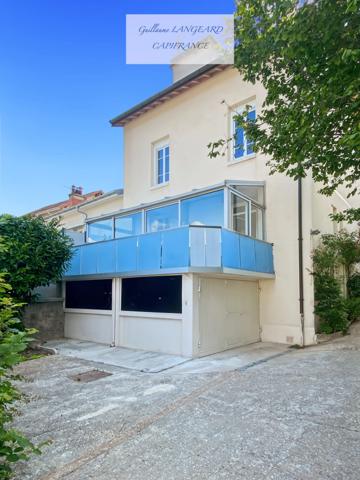 À vendre Oyonnax Centre (01100) – Demeure bourgeoise de caractère - 124 m2 - 250 m2 de terrain