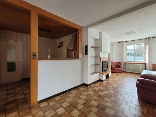 Maison familiale avec jardin et garages - LA ROCHELLE