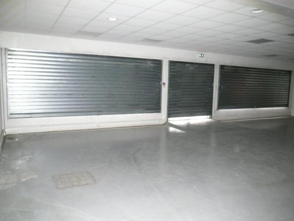 ⚜ A LOUER CHATEAUBERNARD Zone Commercial Local Bureau ⚜