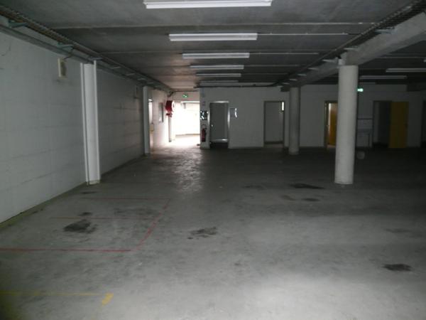 ⚜ A LOUER CHATEAUBERNARD Zone Commercial Local Bureau ⚜