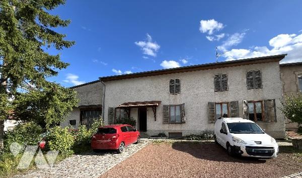 15 Min de LUNEVILLE - Maison d'environ 270m², 6 ch, avec garage attenant (atelier) de plus de 280m²