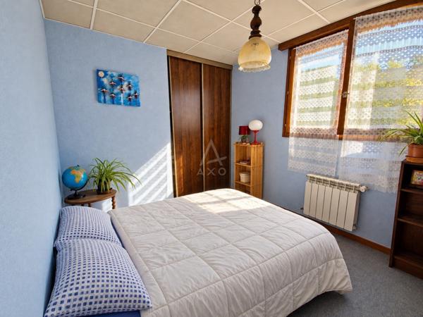 MAISON ANCIENNE 155 M² – 5 CHAMBRES – DÉPENDANCES – TERRAIN DE 2 350 M²