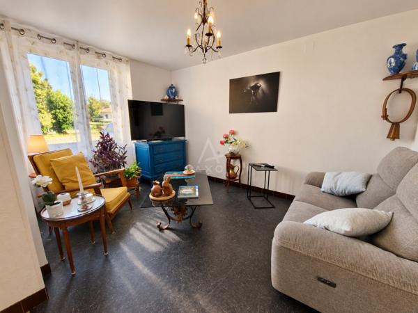 MAISON ANCIENNE 155 M² – 5 CHAMBRES – DÉPENDANCES – TERRAIN DE 2 350 M²