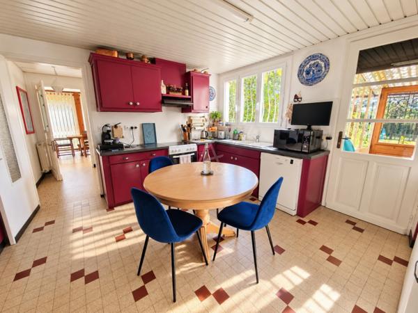 MAISON ANCIENNE 155 M² – 5 CHAMBRES – DÉPENDANCES – TERRAIN DE 2 350 M²