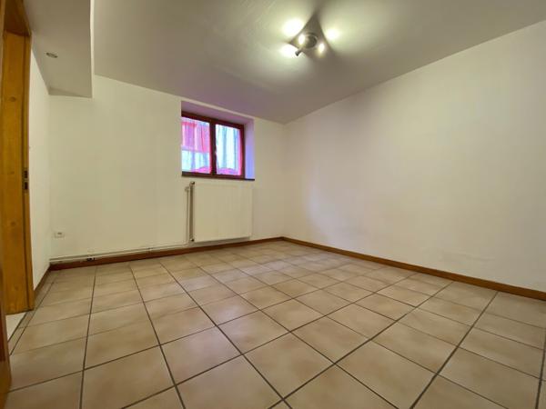 Appartement 2 pièces en RdC 41m2 au calme & Centre-Ville 106 000 € H.A.I.*