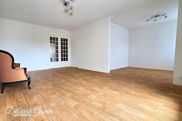 RARE Pau centre ville – 4 chambres, double salon, garage et parking