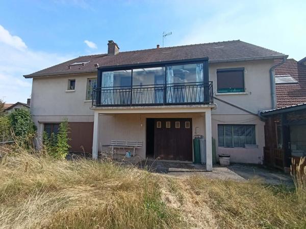 Immeuble à AIX-VILLEMAUR-PALIS, 10160 - 400m²