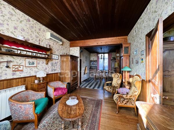 Ensemble immobilier de 302 m² à fort potentiel avec travaux - Chevanceaux (17)