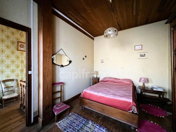 Ensemble immobilier de 302 m² à fort potentiel avec travaux - Chevanceaux (17)