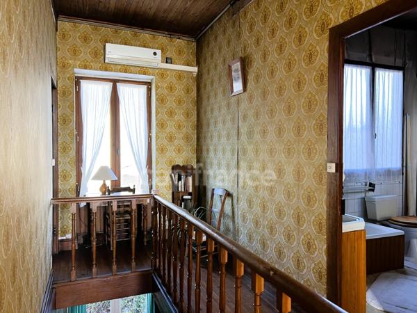 Ensemble immobilier de 302 m² à fort potentiel avec travaux - Chevanceaux (17)