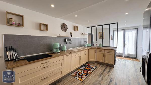Maison à louer 5 pièces Saint-Marcel-d'Urfé (42430)