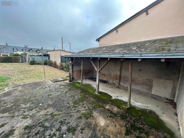 Maison à vendre à Sainte-Jamme-sur-Sarthe dans la Sarthe (72380), ref : SL-72021-489