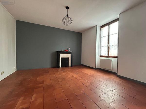 Maison à vendre à Sainte-Jamme-sur-Sarthe dans la Sarthe (72380), ref : SL-72021-489