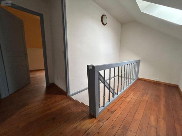 Maison à vendre à Sainte-Jamme-sur-Sarthe dans la Sarthe (72380), ref : SL-72021-489