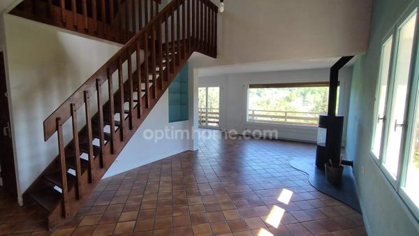 Maison individuelle de type chalet à vendre, 8 pièces à 5 minutes de Bar le Duc