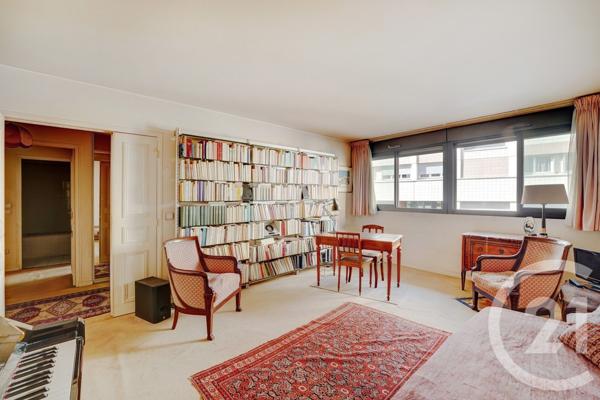 Appartement F2 à vendre  2 pièces - 50,39 m2 PARIS - 75015