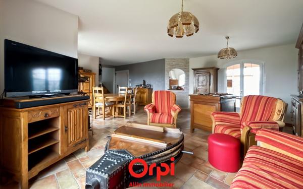 Maison à vendre    6 pièces •  Prémilhat