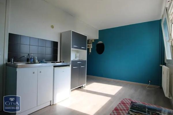 Appartement à louer 1 pièce 18.8m² Cambrai (59400)