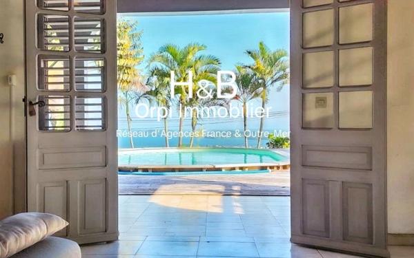 Maison à vendre    6 pièces •  Le Robert