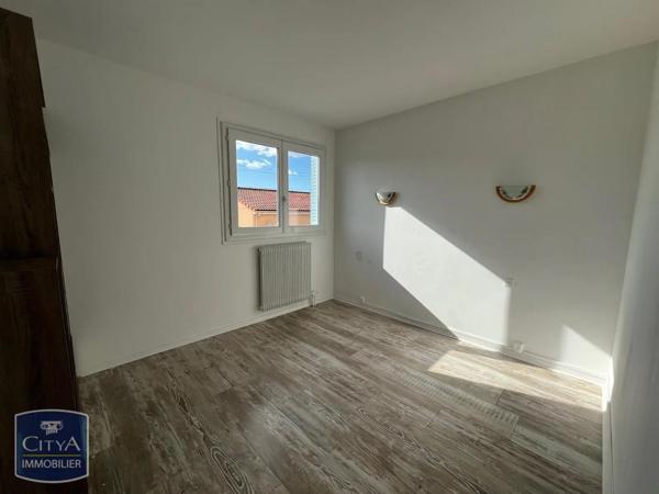 Appartement à louer 3 pièces 72.75m² Issoire (63500)