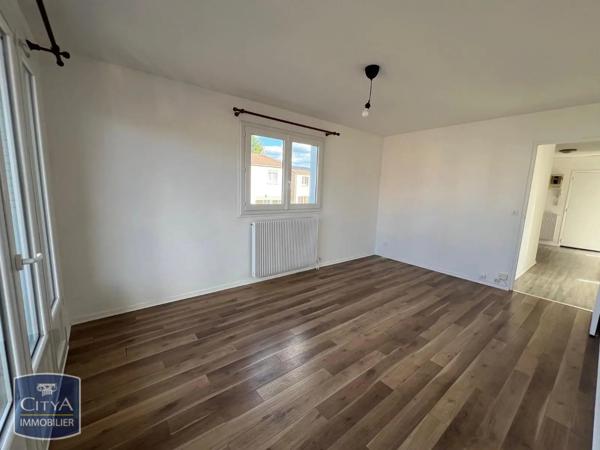 Appartement à louer 3 pièces 72.75m² Issoire (63500)