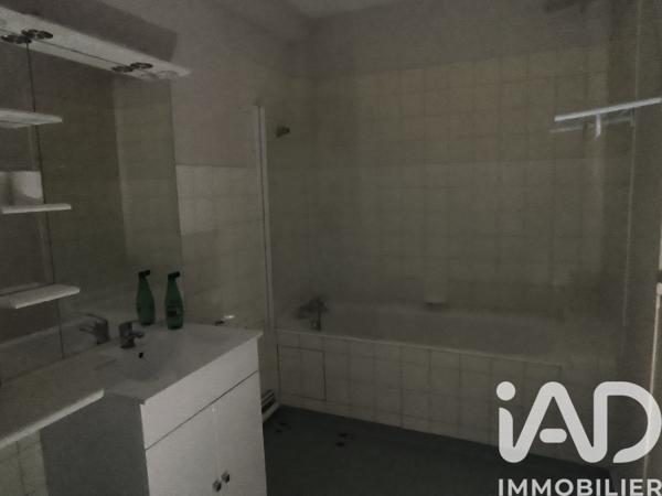 Location appartement 2 pièces 39,8 m² Montluçon