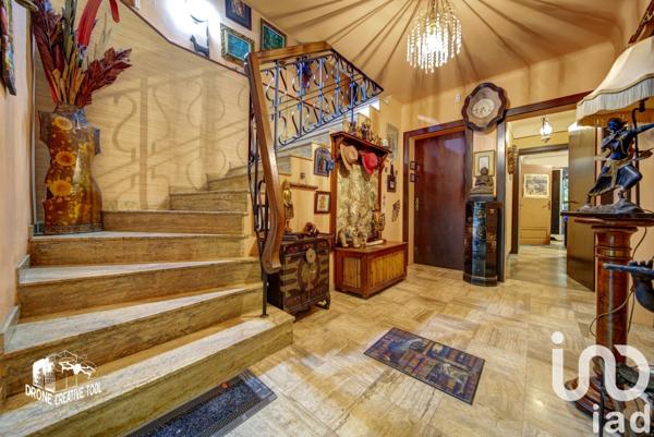 Maison traditionnelle 8 pièces de 198 m² à Fontoy (57650)