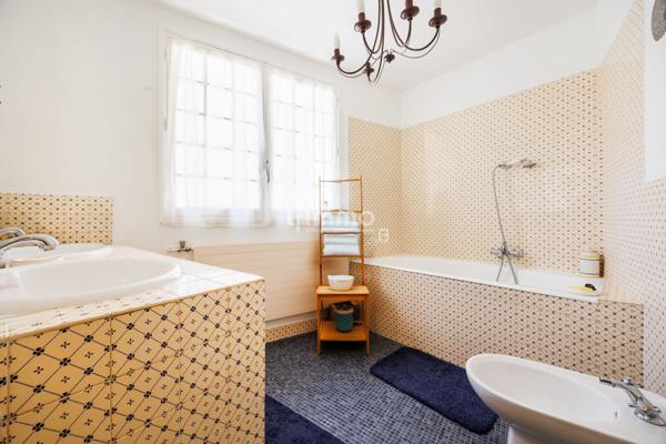 Château Gombert - Maison familiale de caractère - 5P- 155M2