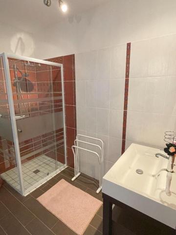 82100, Labastide du Temple. Proche de Montauban .Maison de 120 m², 6 pièces, 3/4 Chambres