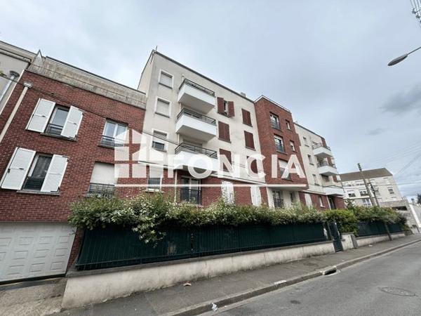 Location Appartement 3 pièces 65.3 m² - 6 RUE ROGER SALENGRO Neuilly Sur Marne 93330