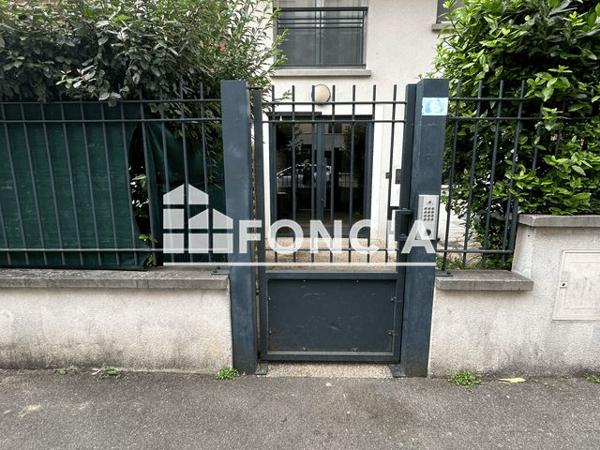 Location Appartement 3 pièces 65.3 m² - 6 RUE ROGER SALENGRO Neuilly Sur Marne 93330