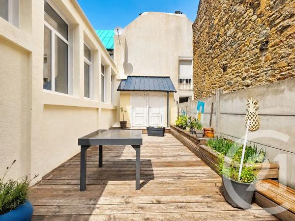 Maison à vendre  6 pièces - 141 m 2   CHATELAUDREN  - 22