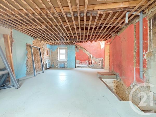 Maison à vendre  6 pièces - 141 m 2   CHATELAUDREN  - 22