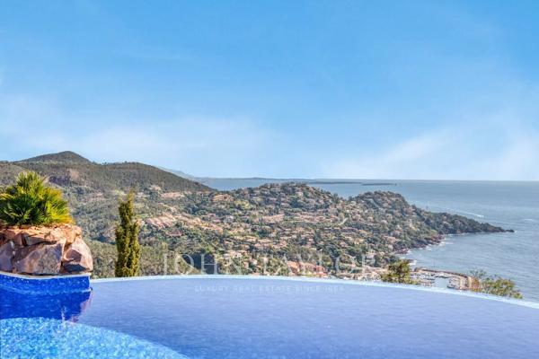 Villa provençale vue mer panoramique - Domaine sécurisé
