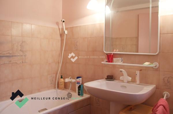 MAISON DE VILLAGE de 79 m² AU CALME