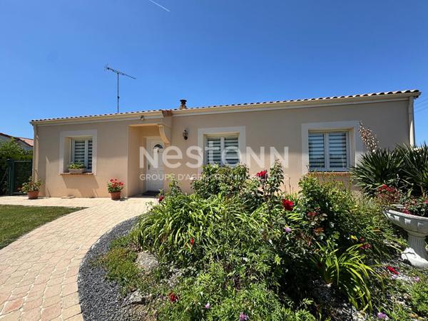 A vendre - Maison familiale et terrain constructible - Centre de Vihiers - D6068