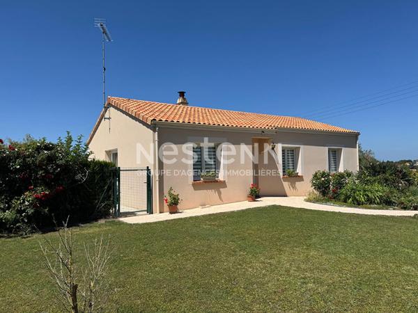 A vendre - Maison familiale et terrain constructible - Centre de Vihiers - D6068