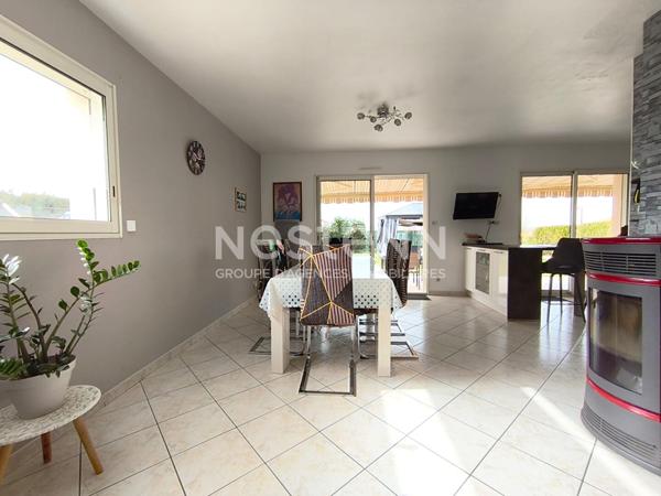 A vendre - Maison familiale et terrain constructible - Centre de Vihiers - D6068
