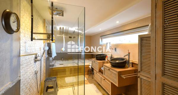 À vendre Maison 9 pièces 175 m² - Cogolin 83310