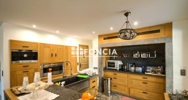 À vendre Maison 9 pièces 175 m² - Cogolin 83310