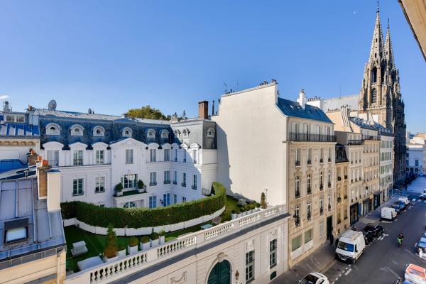 Rue Las Cases - Superbe Appartement avec Vues Exceptionnelles