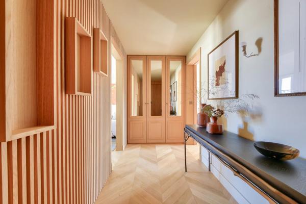 Rue Las Cases - Superbe Appartement avec Vues Exceptionnelles