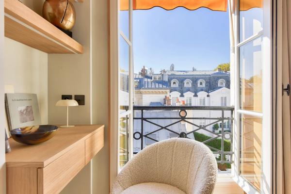 Rue Las Cases - Superbe Appartement avec Vues Exceptionnelles