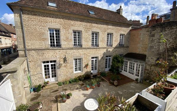 Maison à vendre    7 pièces •  Alençon