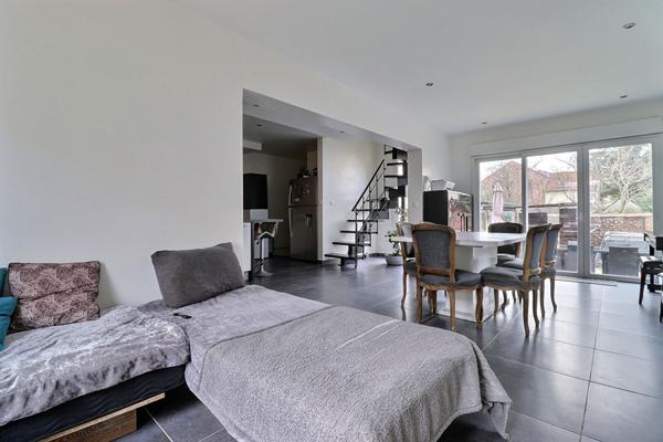 Maison Colombes 4 pièce(s) 140 m2