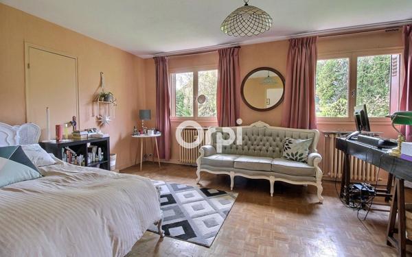 Maison à vendre    6 pièces • 180 m2 Grigny