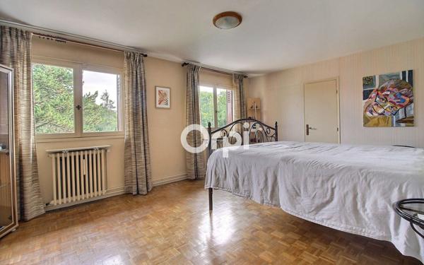 Maison à vendre    6 pièces • 180 m2 Grigny