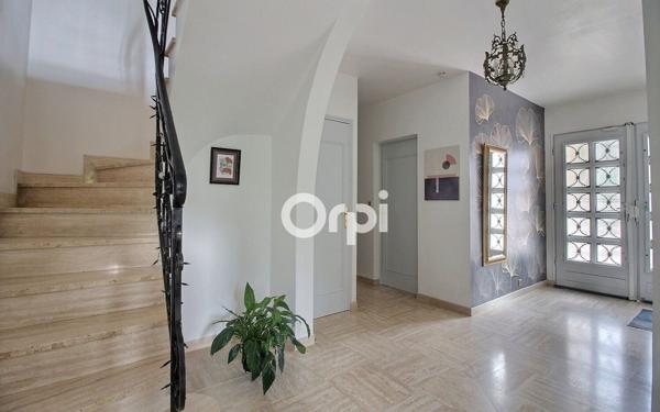 Maison à vendre    6 pièces • 180 m2 Grigny