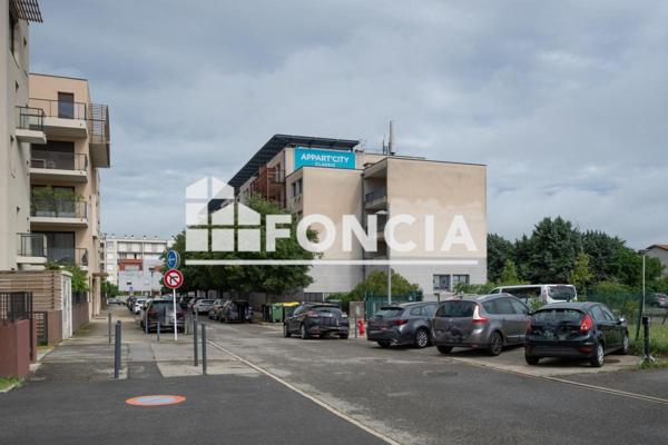 À vendre Studio 19.06 m² - Montélimar 26200